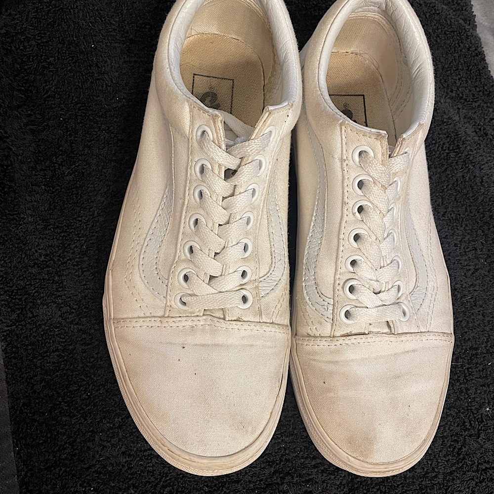 White Old Skool vans Low